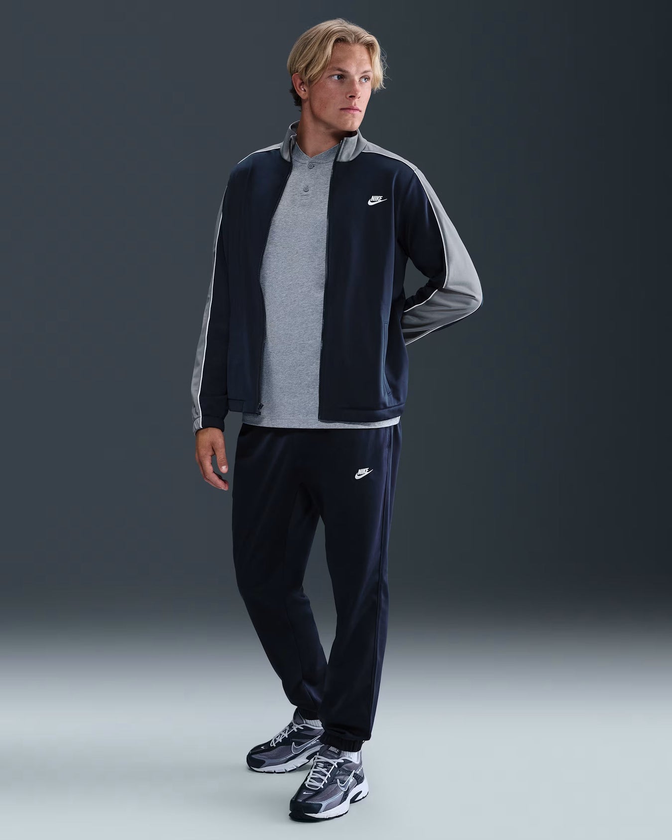 Leisure & Sportswear